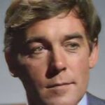 ไมเคิล เจย์สตัน (Michael Jayston)