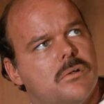 มิลส์ วัตสัน (Mills Watson)