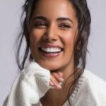 นาเดีย คุนดา (Nadia Kounda)