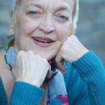 แนนซี่ ไลน์ฮาน ชาร์ลส์ (Nancy Linehan Charles)