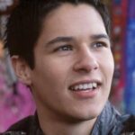 โอลิเวอร์ เจมส์ (Oliver James)