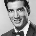 เรย์ แดนตัน (Ray Danton)