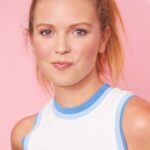 เรเวลล์ คาร์เพนเตอร์ (Revell Carpenter)