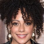 โรซาลินด์ เอลีอาซาร์ (Rosalind Eleazar)