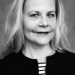 ซิกรุน เอ็ดดา บียอร์นส์โดตตีร์ (Sigrún Edda Björnsdóttir)