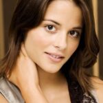 สเตฟานี ลีโอนิดาส (Stephanie Leonidas)