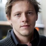 ธูเร ลินด์ฮาร์ดท์ (Thure Lindhardt)