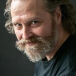 เอเดรียน เรล์ฟ (Adrian Relph)