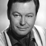 เดอฟอเรสต์ เคลลีย์ (DeForest Kelley)