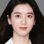 เอลินอร์ ลี (Eleanor Lee)