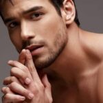 คิท ทอมป์สัน (Kit Thompson)