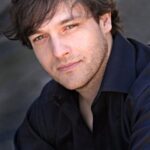 คริส คจอร์เนส (Kris Kjornes)