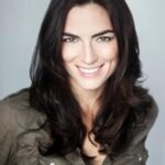 โมนิก แกนเดอร์ตัน (Monique Ganderton)