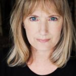 นิโคล่า ไรท์ (Nicola Wright)