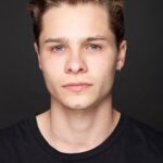 โทบี้ วอลเลซ (Toby Wallace)