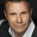 แบร์รี่ ดัฟฟิลด์ (Barry Duffield)