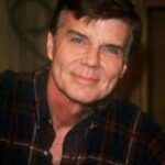 จอห์น เดวิดสัน (John Davidson)