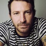 ลินด์ส เอ็ดเวิร์ดส์ (Linds Edwards)