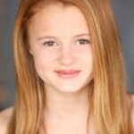 แม็กกี้ เอลิซาเบธ โจนส์ (Maggie Elizabeth Jones)