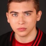 เรย์มอนด์ โอชัว (Raymond Ochoa)